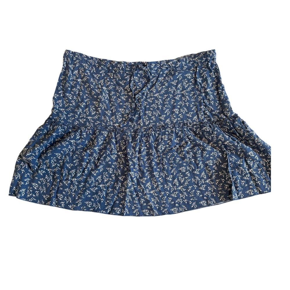 Brandy Melville Tiered Mini Skirt Size Medium Boho chic Cottagecore Prairie